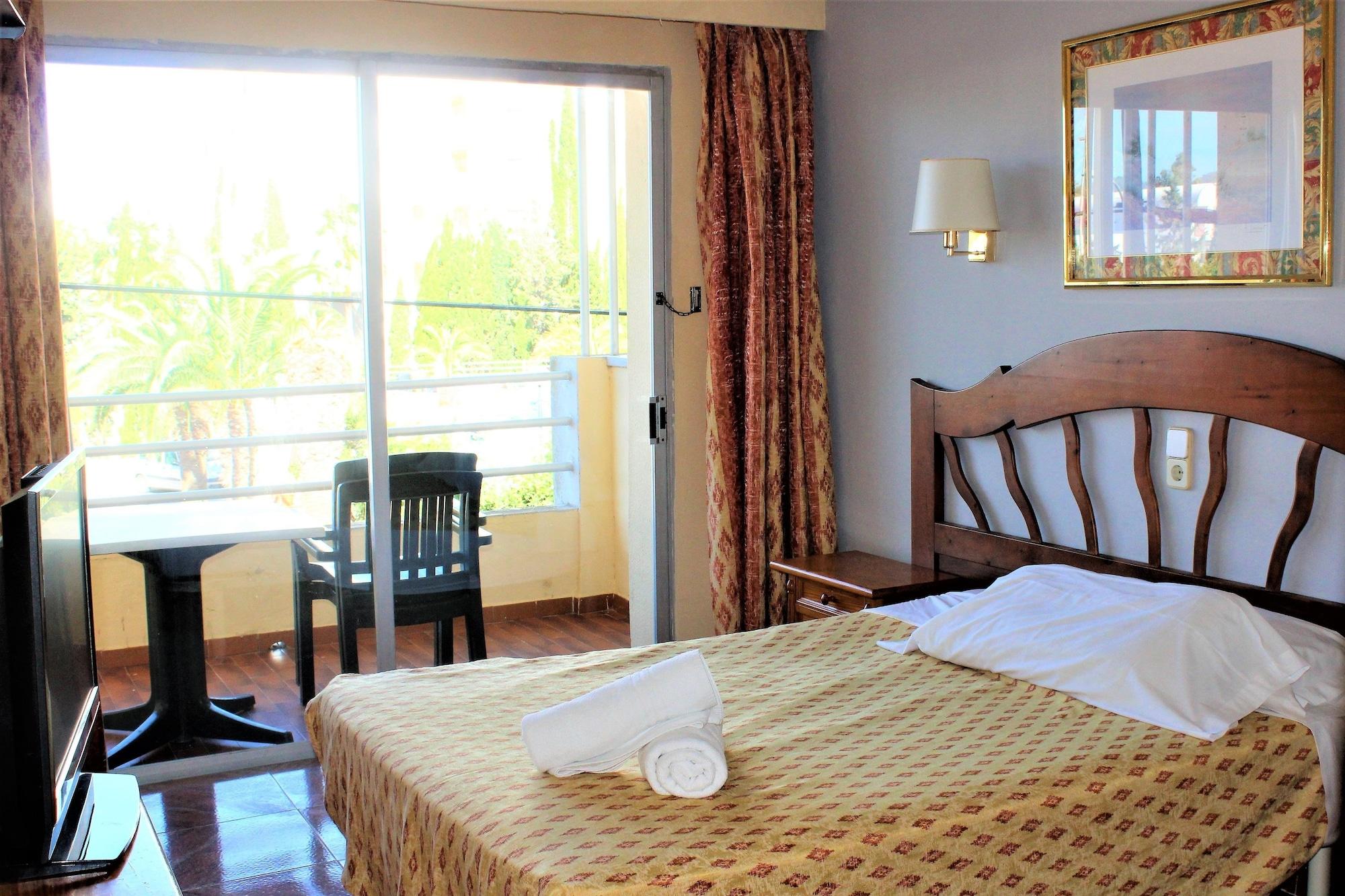 Bj Bei Juan Hostal S'Illot  Exterior photo