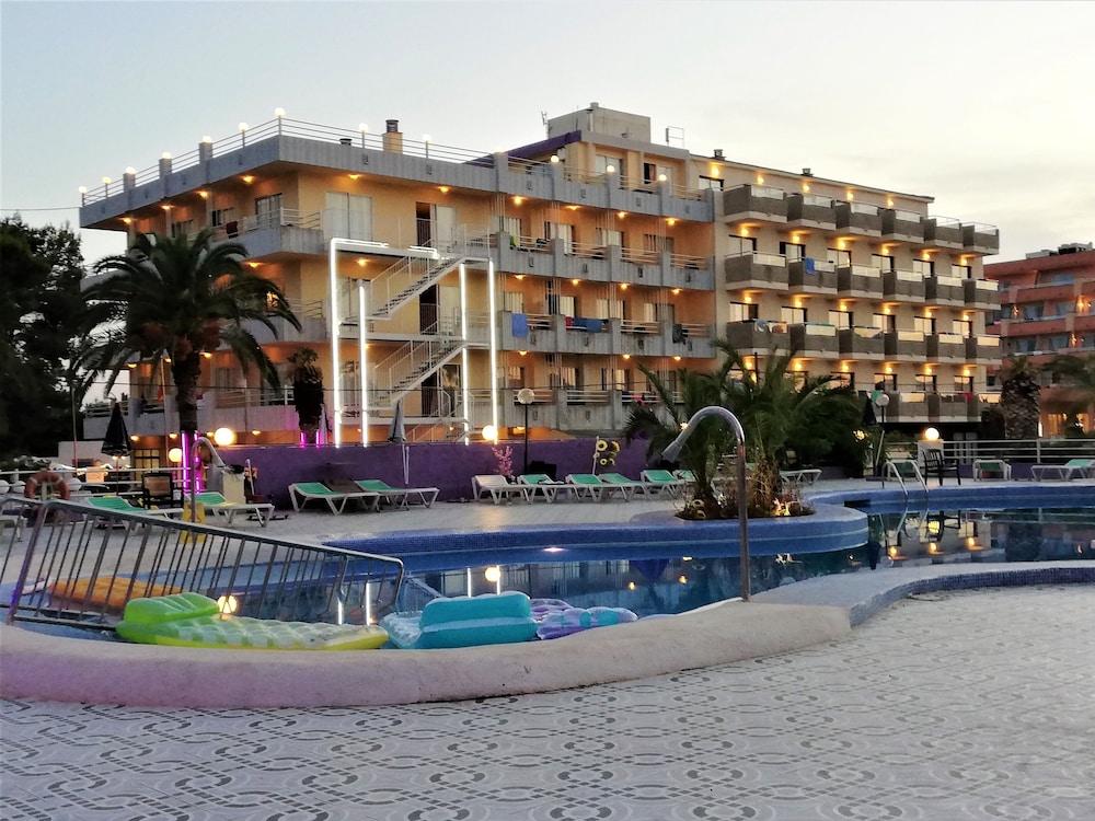 Bj Bei Juan Hostal S'Illot  Exterior photo