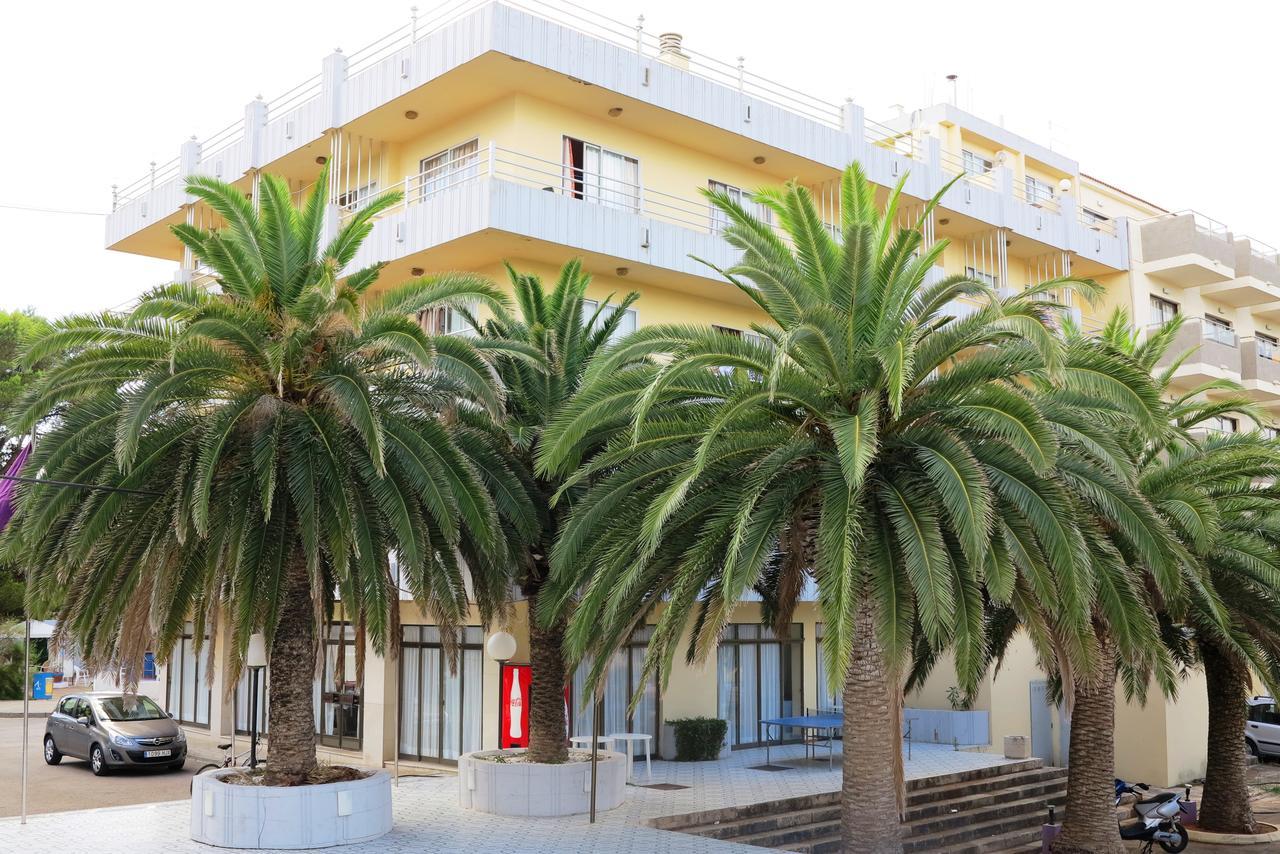 Bj Bei Juan Hostal S'Illot  Exterior photo